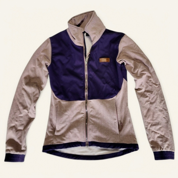 Flylow Jackets & Blazers - Flylow Carla Saturn-Berry Jacket Full Zip Athletic Layering Jacket XS